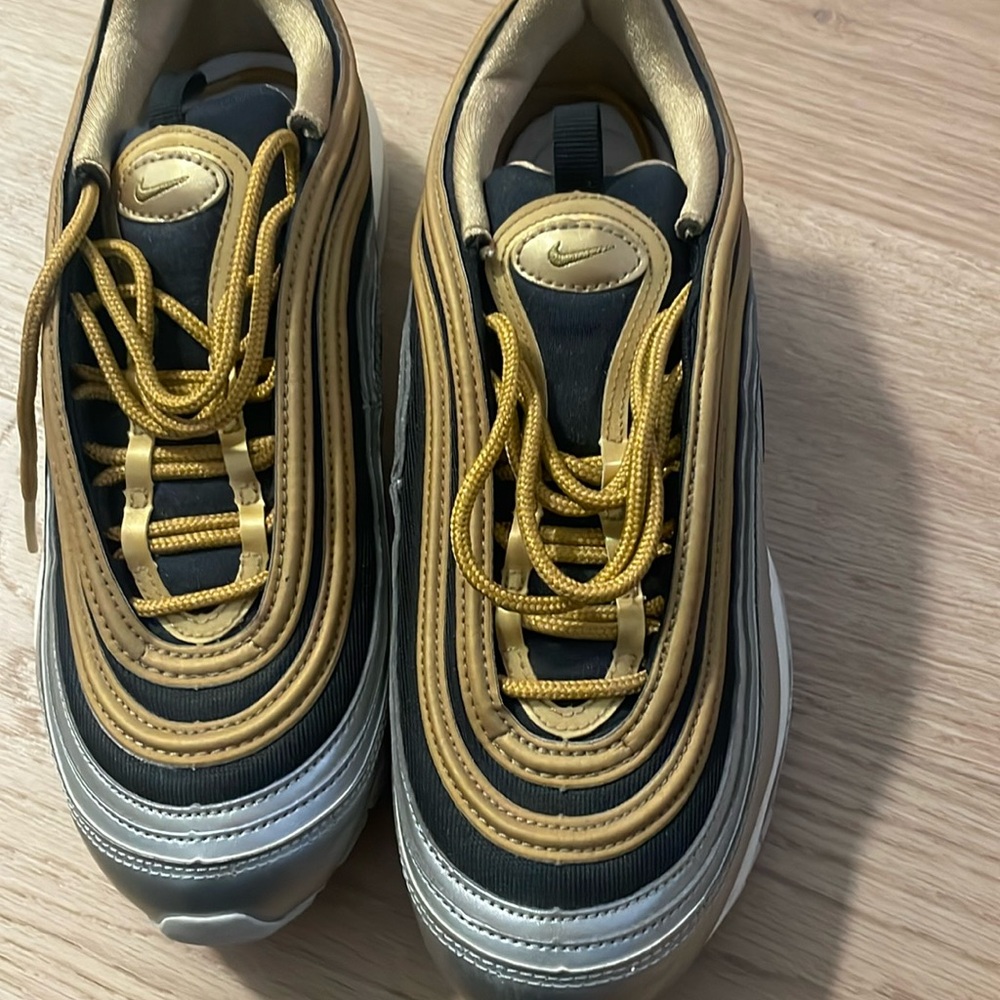 Nike air max sneakers
